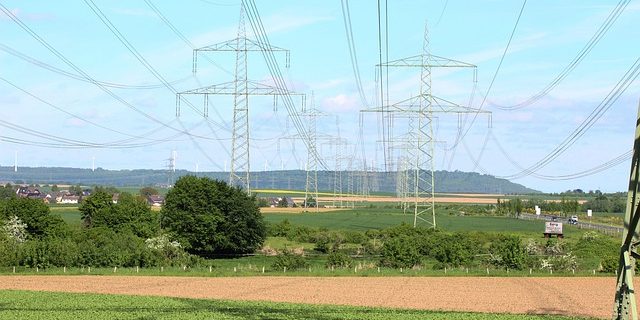 Bicoin Mining in der Energiekrise Stromtrasse in Deutschland