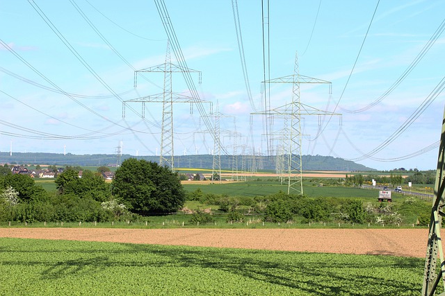 Bicoin Mining in der Energiekrise Stromtrasse in Deutschland